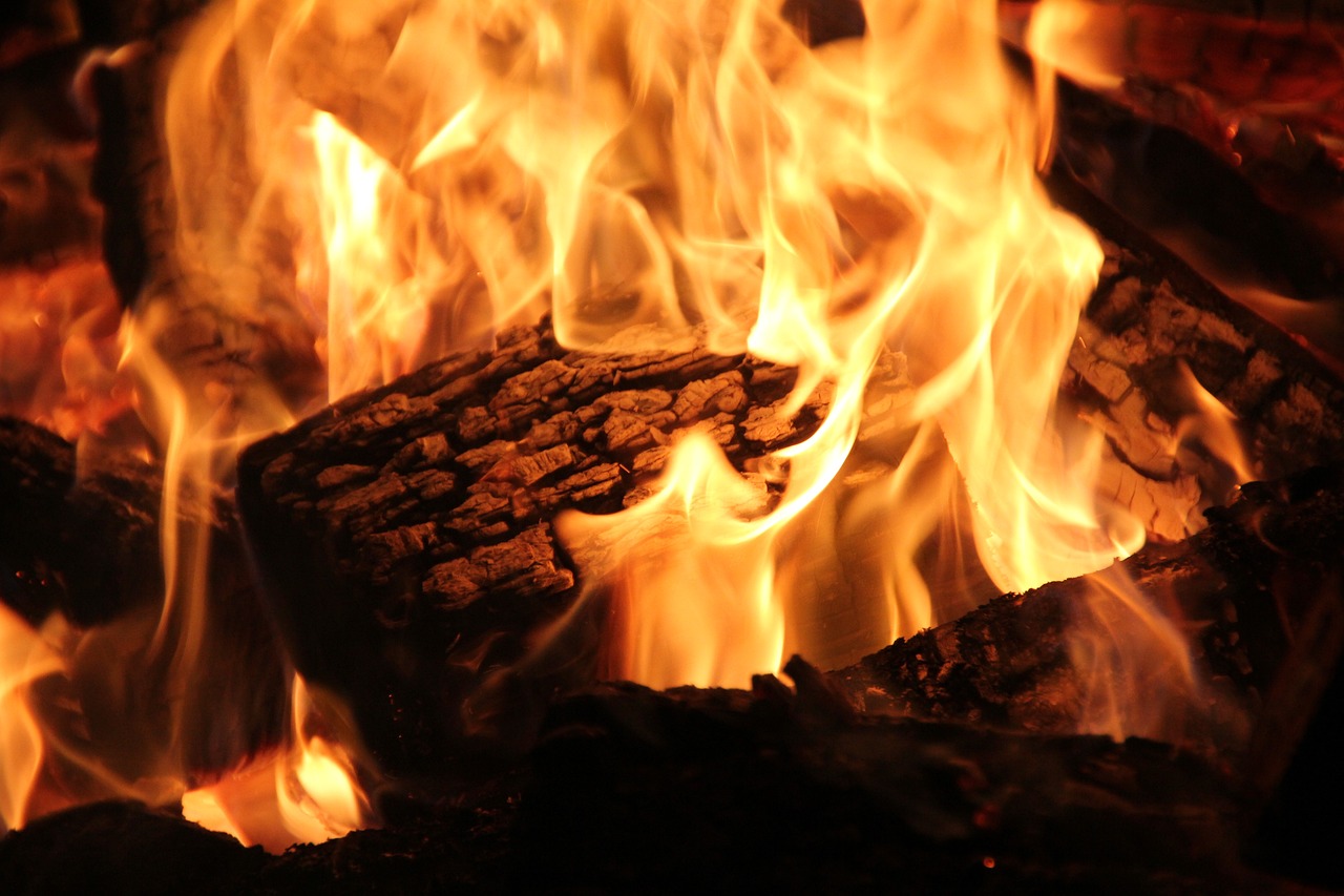 Expert Fireplace Cleaning in Bedford, MA Professional Fireplace Cleaning Services In Bedford Massachusetts